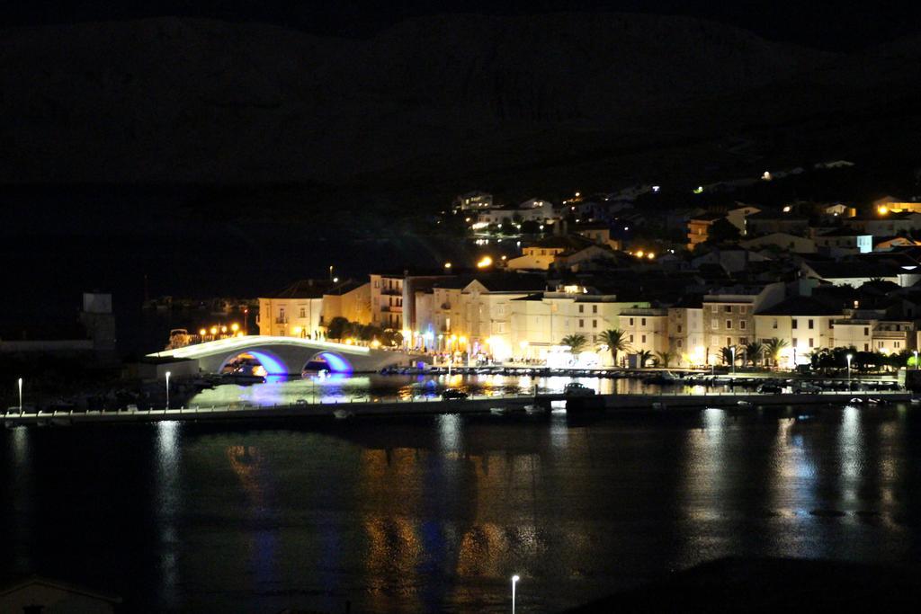 Apartments Sv. Jelena 2 Pag Town Εξωτερικό φωτογραφία