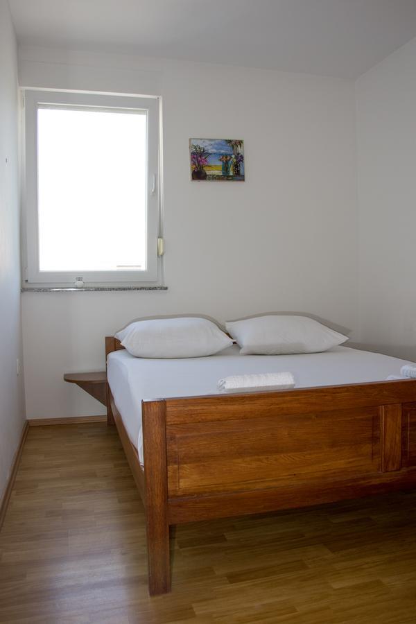 Apartments Sv. Jelena 2 Pag Town Εξωτερικό φωτογραφία