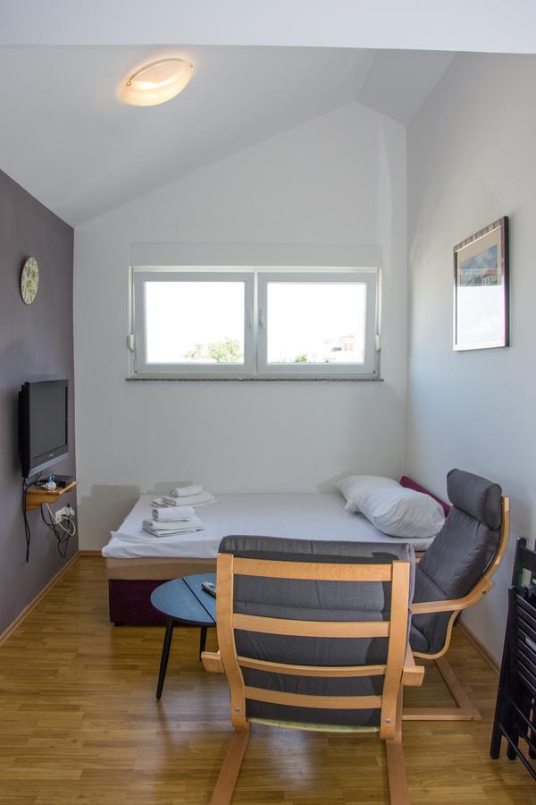 Apartments Sv. Jelena 2 Pag Town Εξωτερικό φωτογραφία