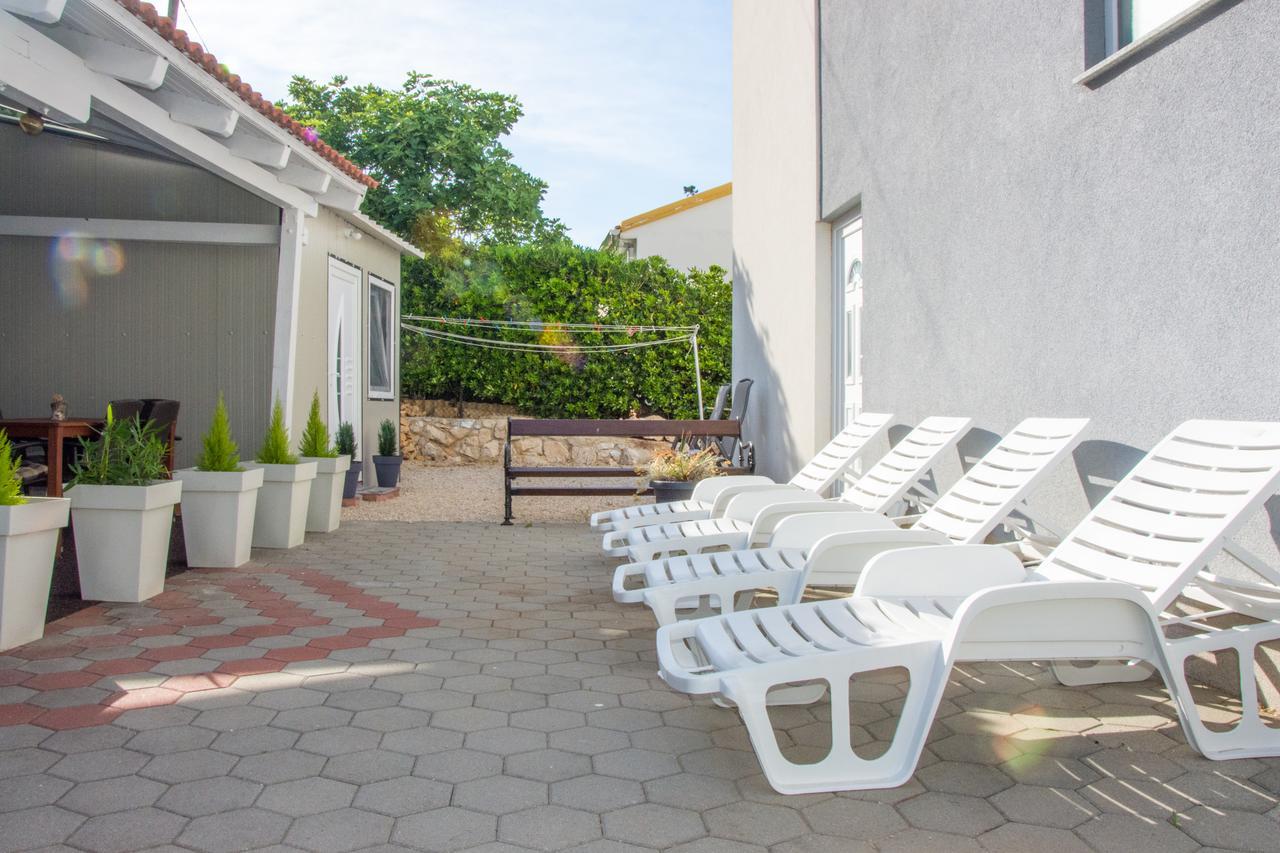 Apartments Sv. Jelena 2 Pag Town Εξωτερικό φωτογραφία