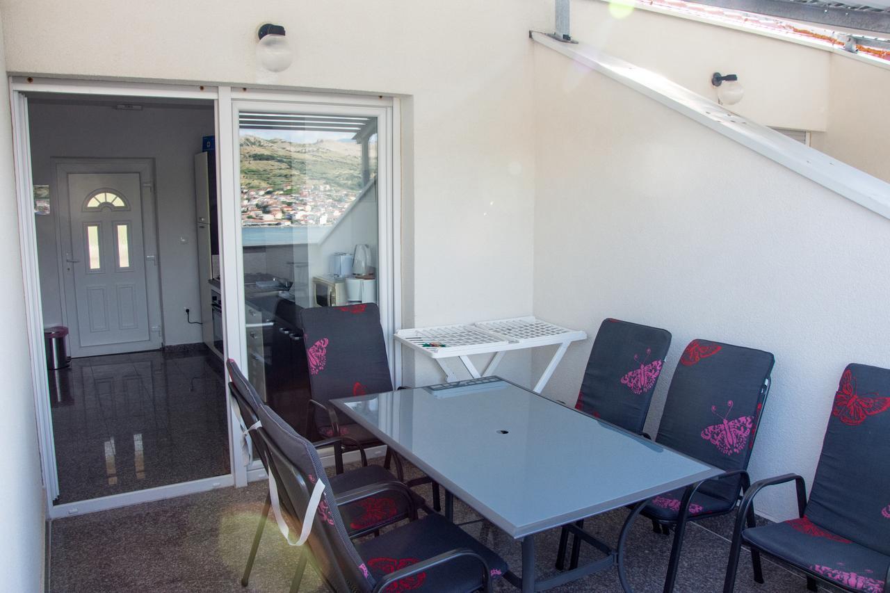 Apartments Sv. Jelena 2 Pag Town Εξωτερικό φωτογραφία