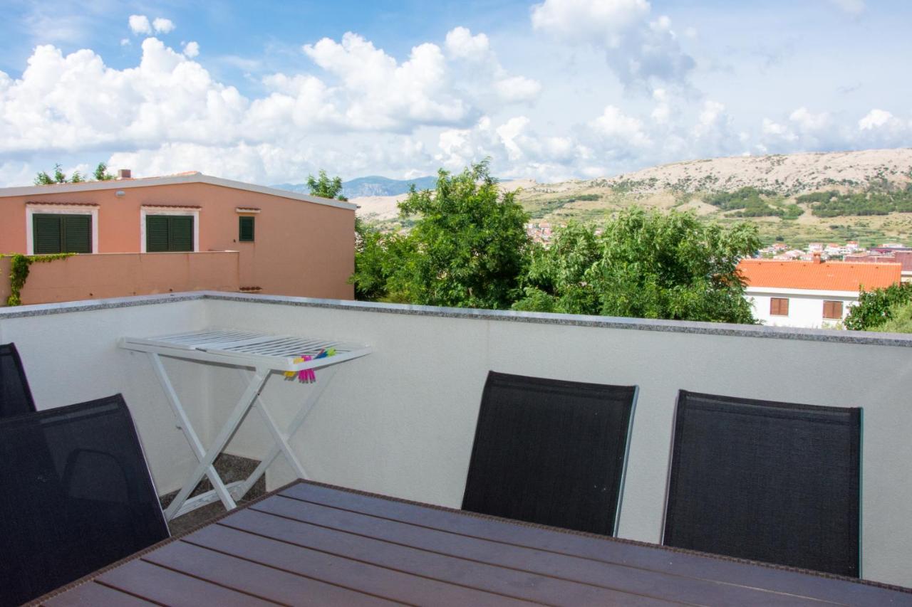 Apartments Sv. Jelena 2 Pag Town Εξωτερικό φωτογραφία
